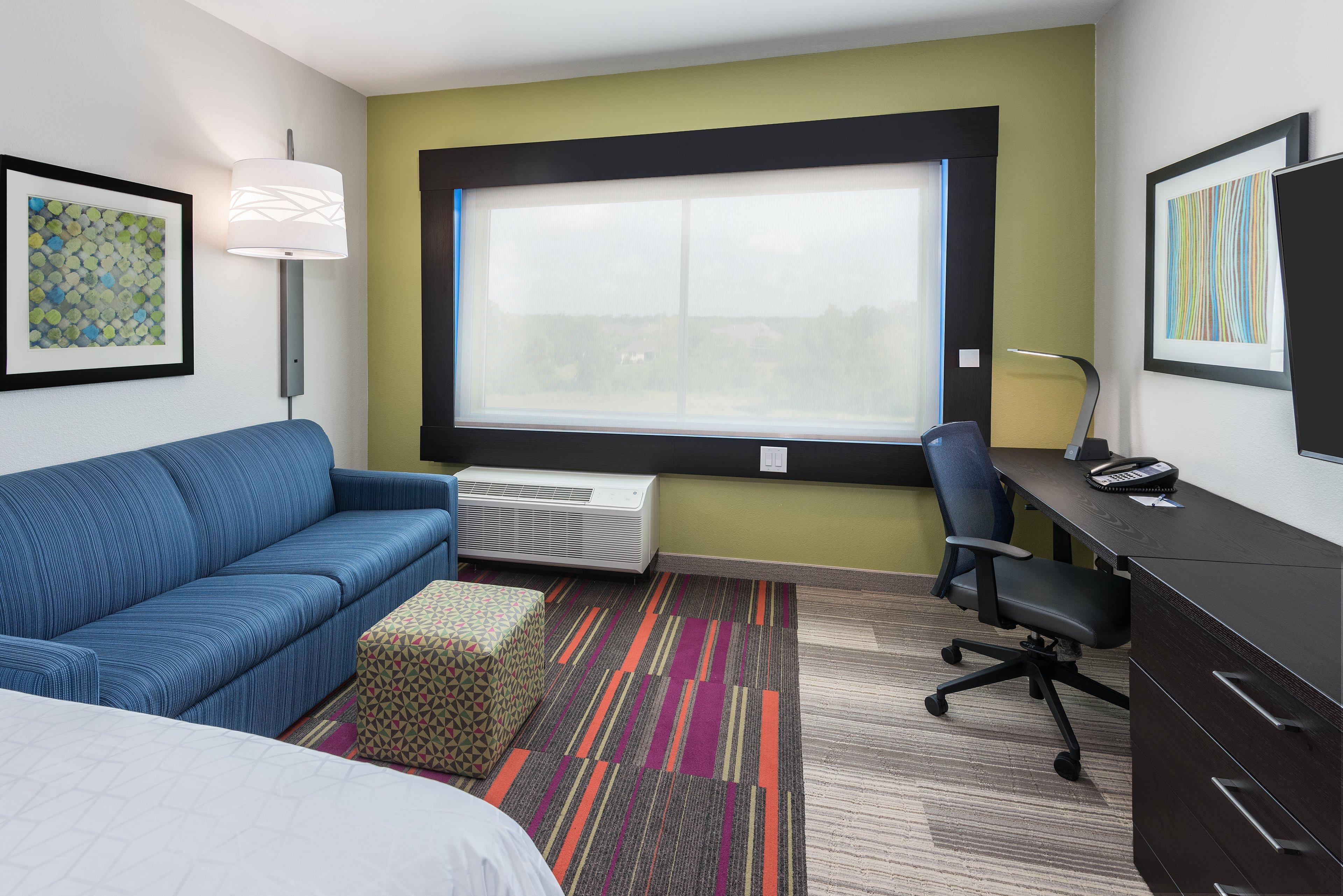 Holiday Inn Express & Suites Bryan - College Station By Ihg Exterior photo
